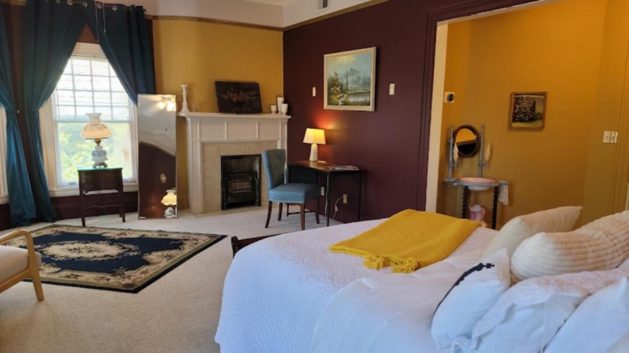 The Kings Throne Inn And Guest House Toledo Exteriör bild